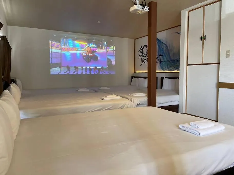Apartment 【Color日本橋黒門】Max10名宿泊可能＊日本橋駅まで徒歩１分で便利＊黒門市場入り口＊Big Sale＊ Osaka