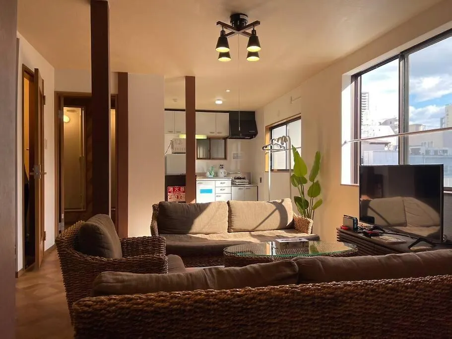 Apartment 【Color日本橋黒門】Max10名宿泊可能＊日本橋駅まで徒歩１分で便利＊黒門市場入り口＊Big Sale＊ Osaka